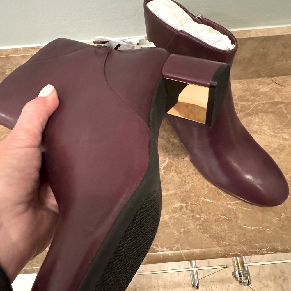 Tory Burch Rich Burgandy Leather Ankle Booties NEW Size 11 - Picture 7 of 14